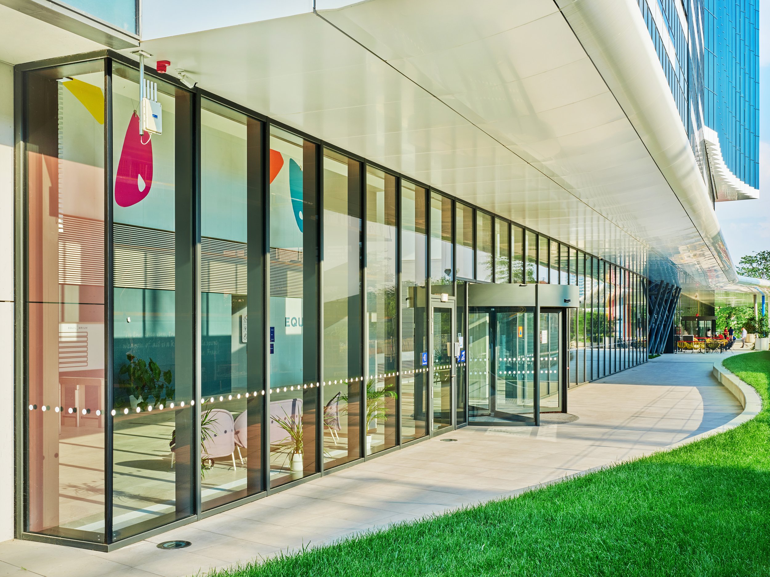 Facade of Equilibrium 2